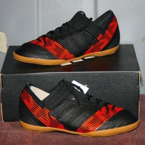 ADIDAS NEMEZIZ TANGO 17.3 Indoor Court Youth 4 Unisex Red Black